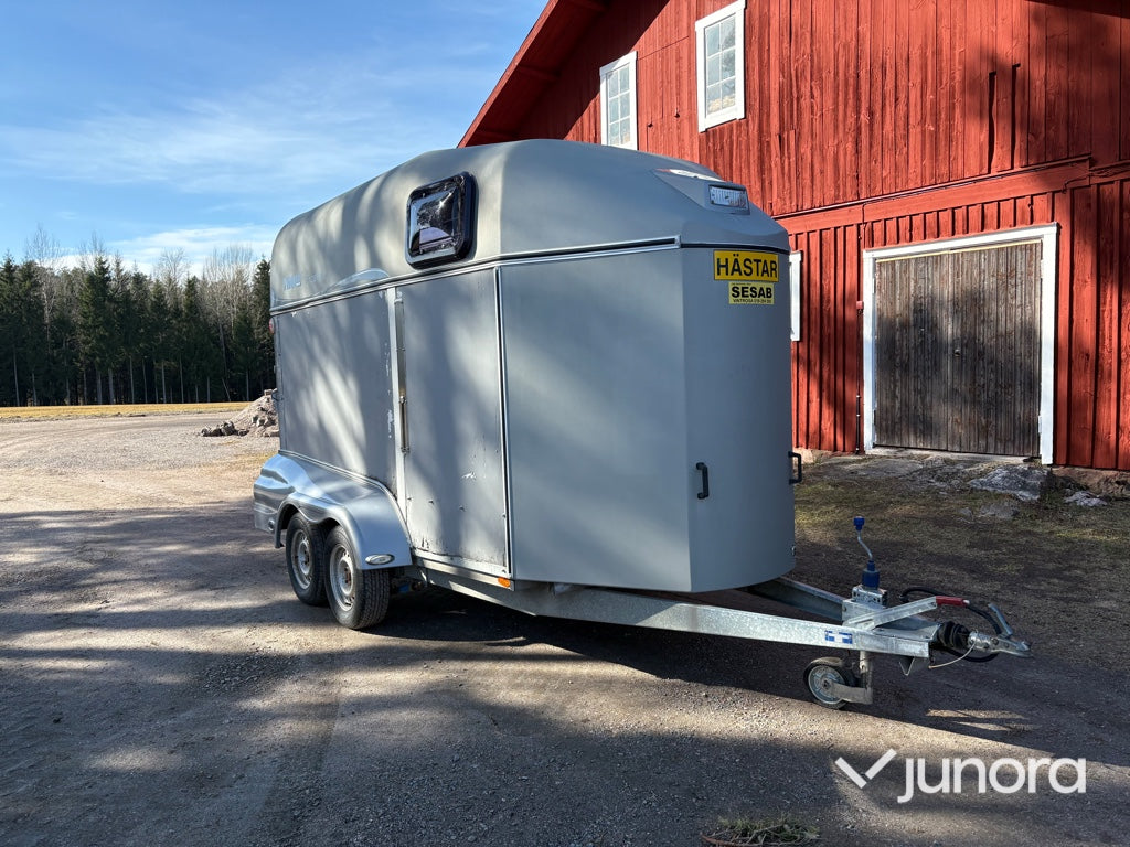 Hästtransport - Thule, Excellent 200