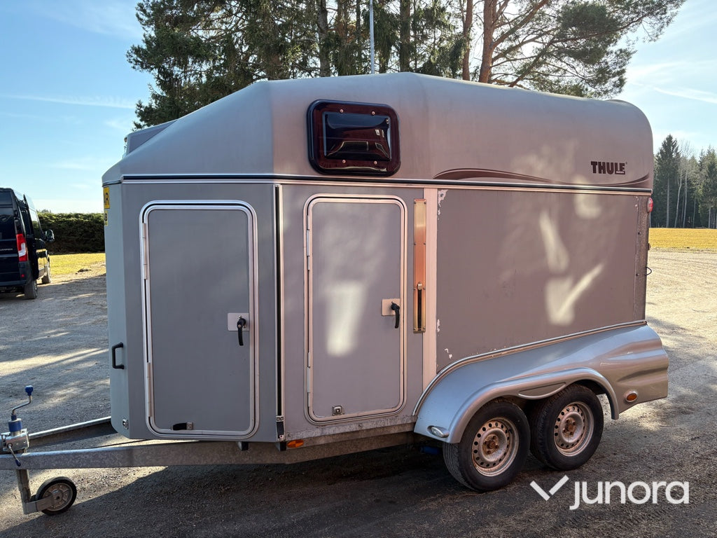 Hästtransport - Thule, Excellent 200