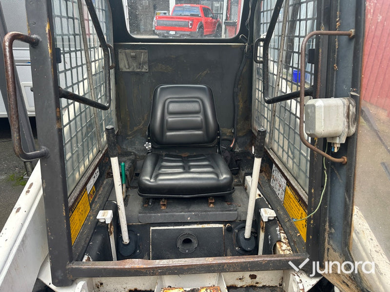Bobcat 743