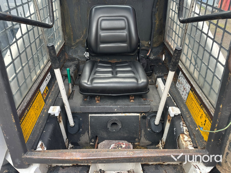Bobcat 743