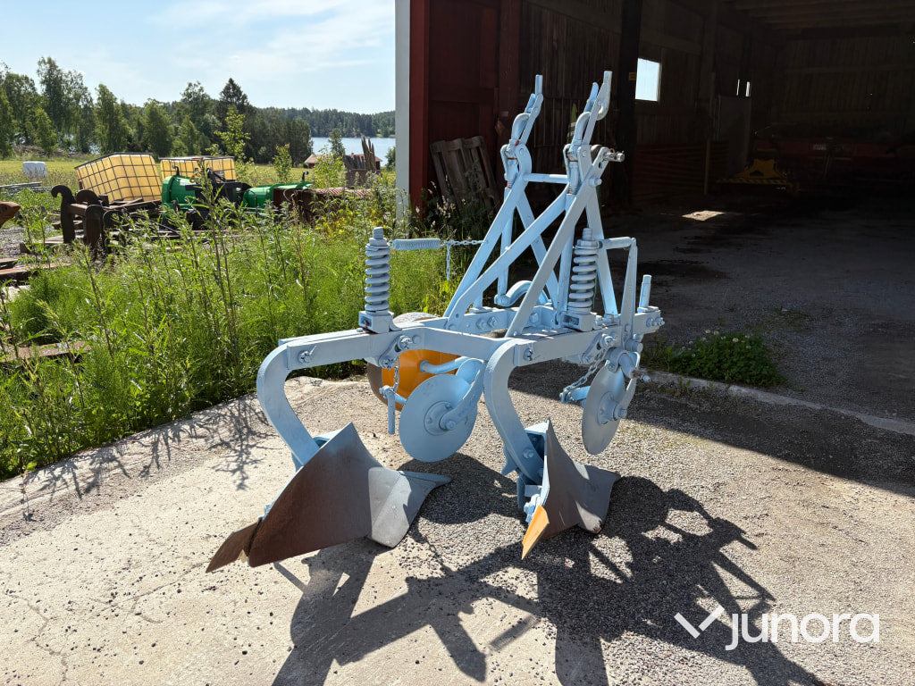 Tvåskärig plog - Överum