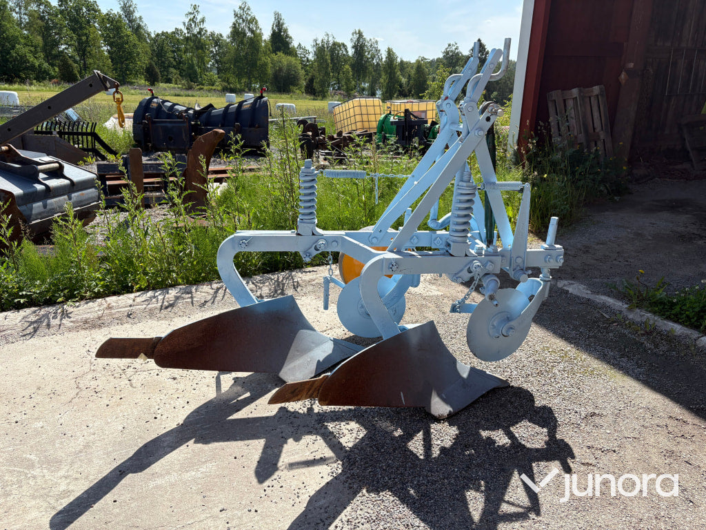 Tvåskärig plog - Överum