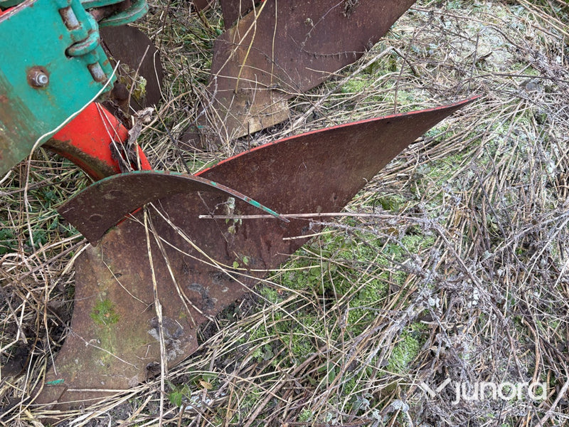 Plog - Kverneland PC 8