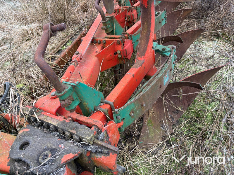 Plog - Kverneland PC 8