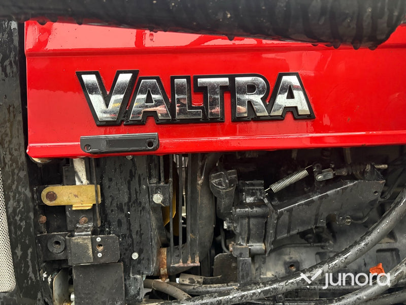 Traktor - Valtra A85-4 - 100 h - med frontlastare