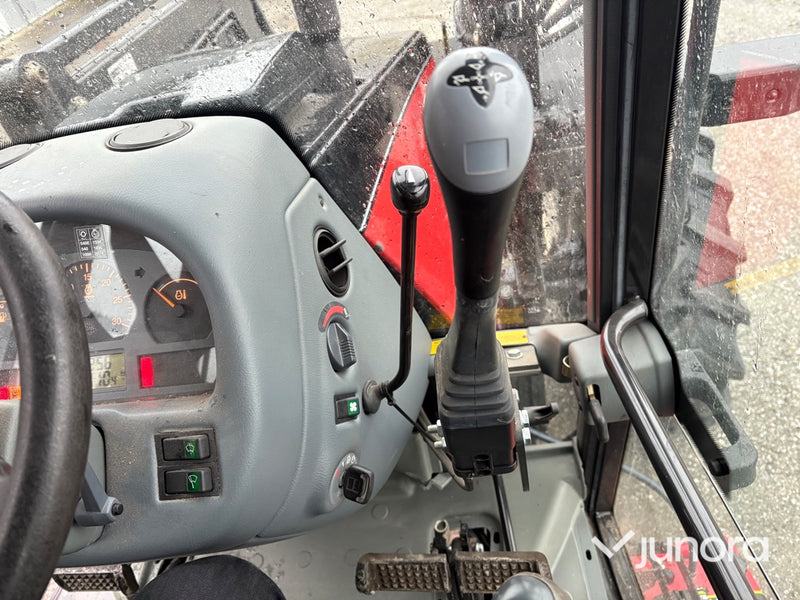 Traktor - Valtra A85-4 - 100 h - med frontlastare