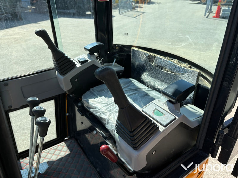 Minigrävare Nuoman NM-E18