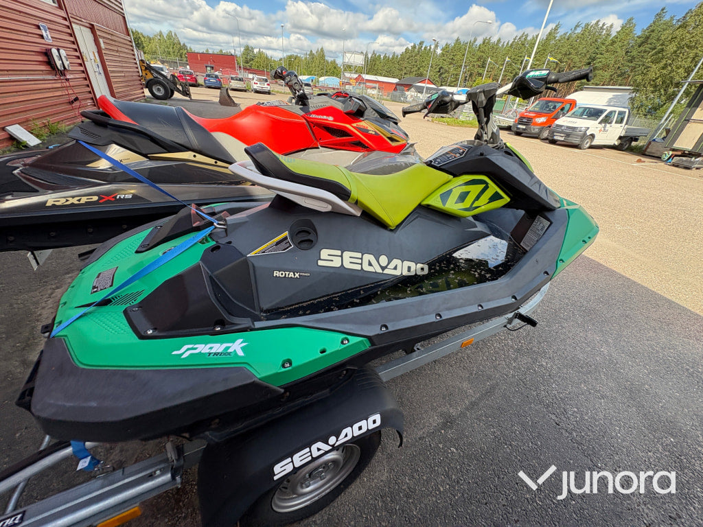 BRP Seadoo Trixx