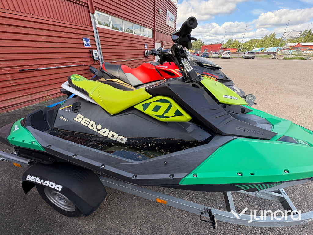 BRP Seadoo Trixx