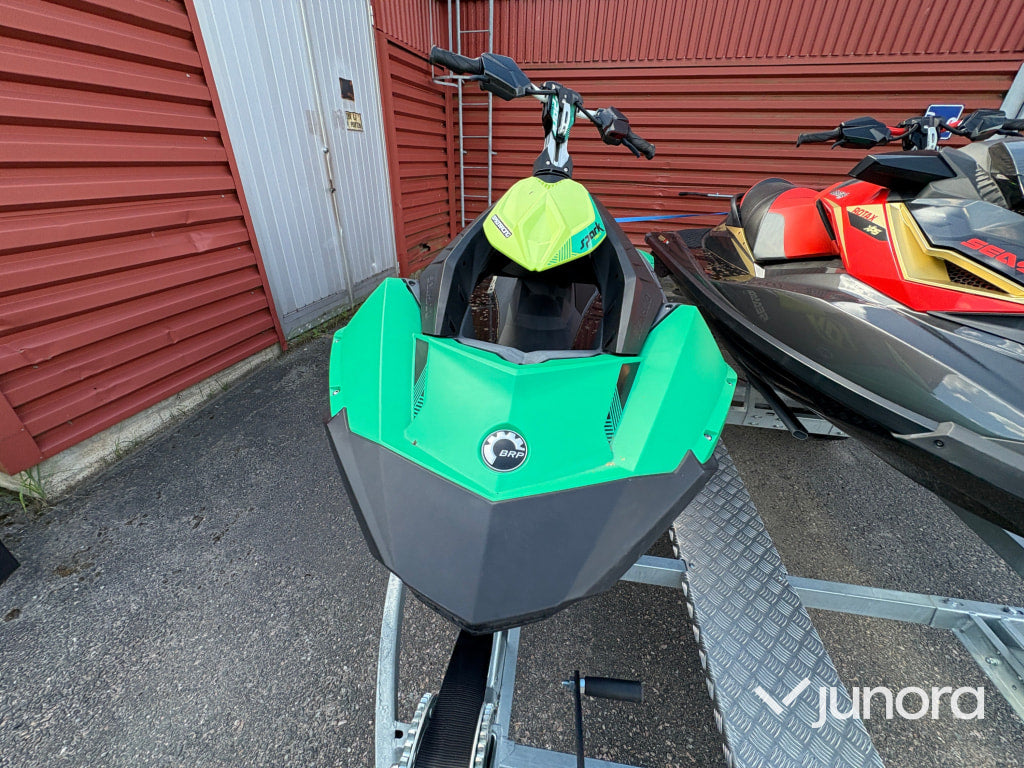 BRP Seadoo Trixx