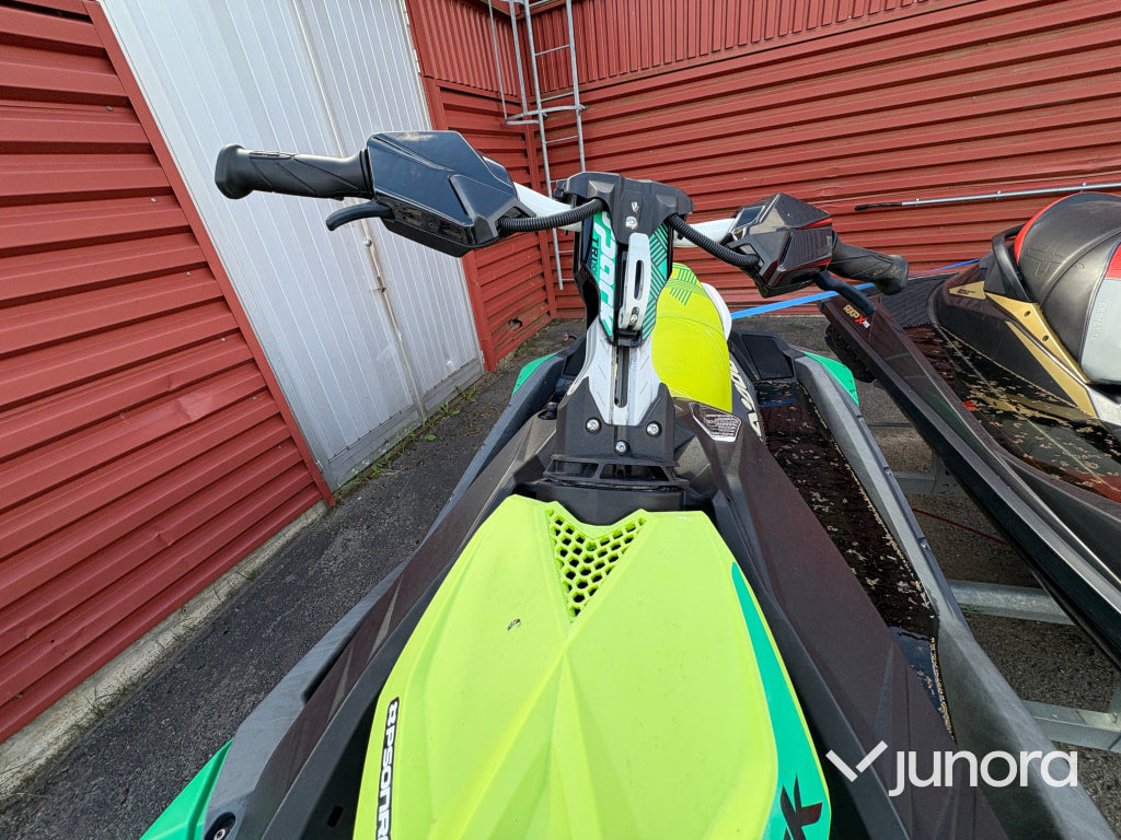 BRP Seadoo Trixx