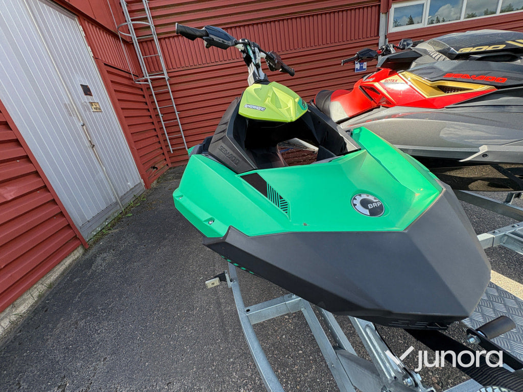 BRP Seadoo Trixx