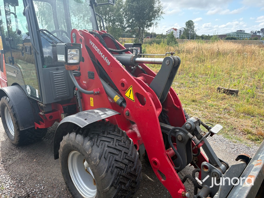 Hjullastare - Weidemann 1380 med redskap