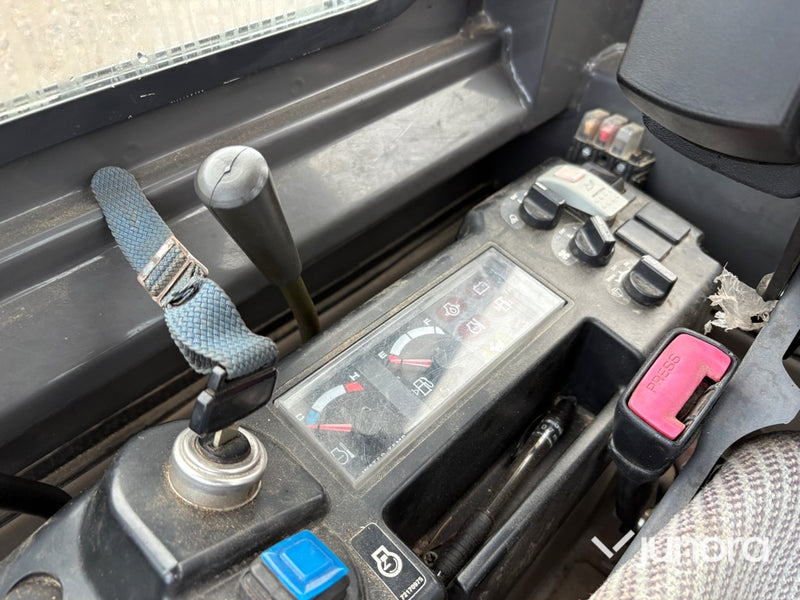 Grävmaskin - Case cx26B