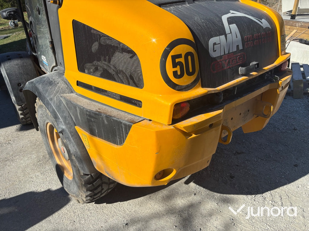 Hjullastare - JCB, 409, Nordic Edition Stage V, Med redskap