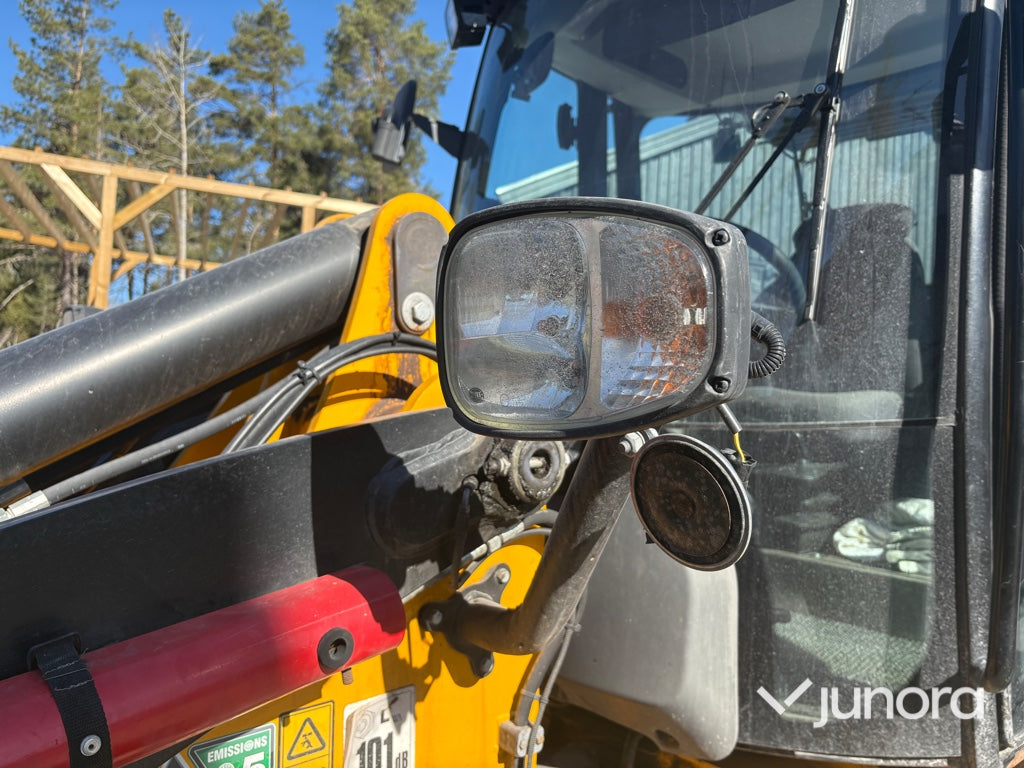 Hjullastare - JCB, 409, Nordic Edition Stage V, Med redskap