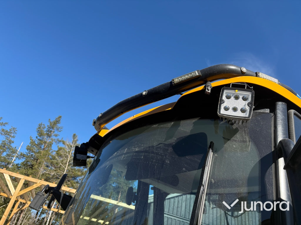 Hjullastare - JCB, 409, Nordic Edition Stage V, Med redskap