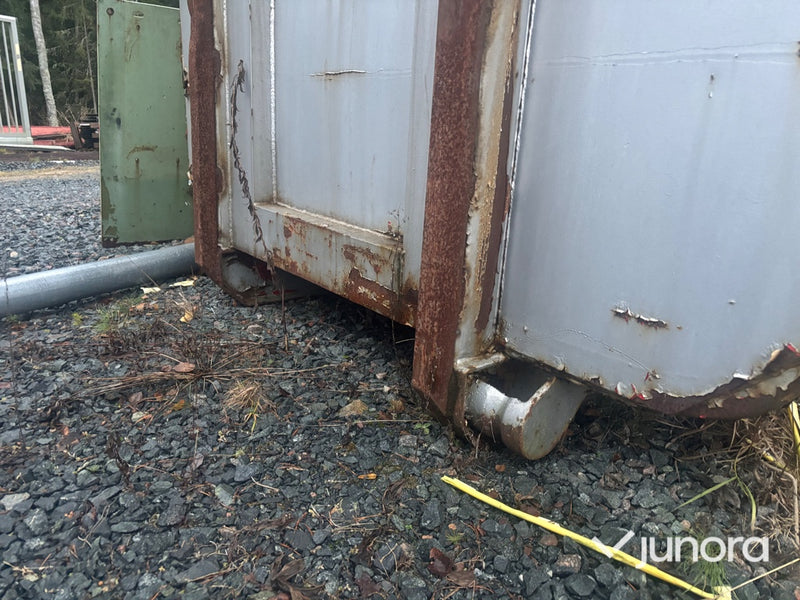 Lastväxlarflak - 28m3, stängt flak