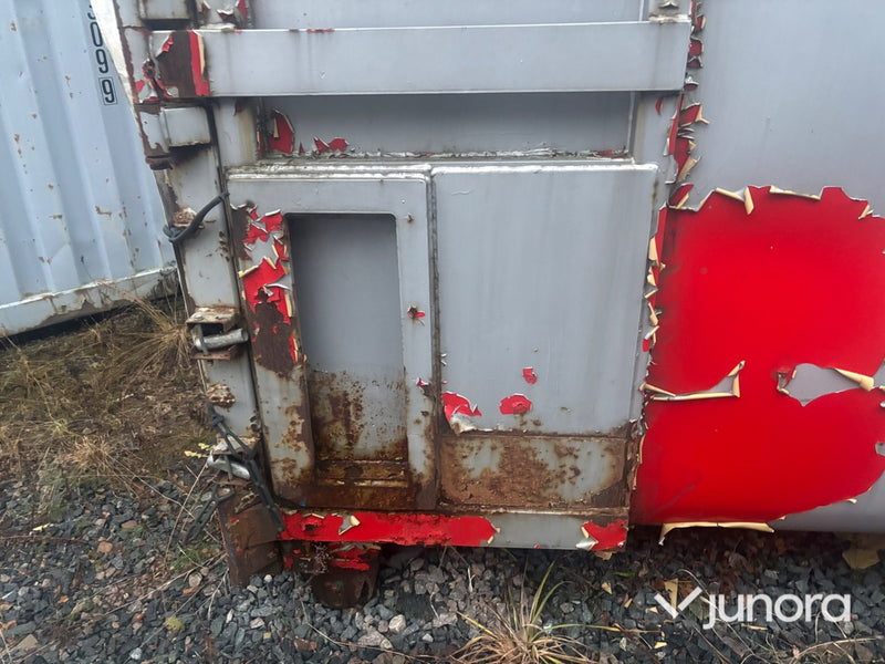 Lastväxlarflak - 28m3, stängt flak