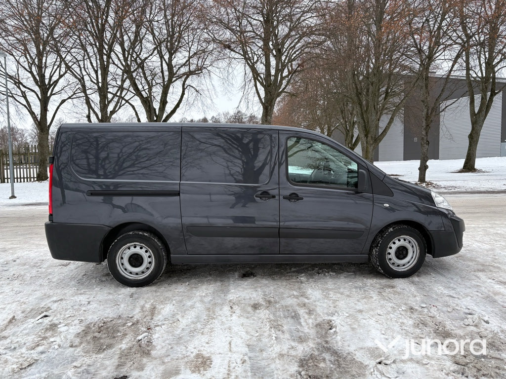 Lätt lastbil - Toyota, Proace Van