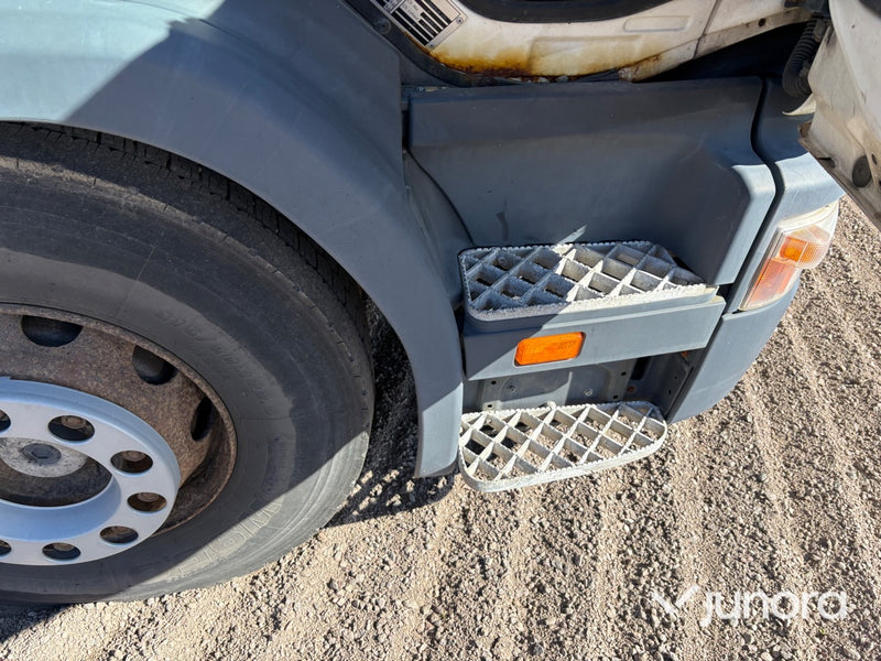 Lastbil - Scania, P94DB4X2LB230