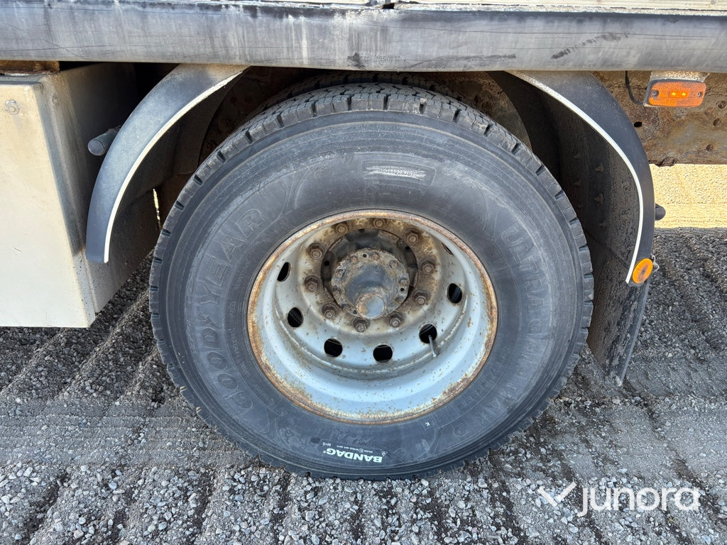Lastbil - Scania, P94DB4X2LB230