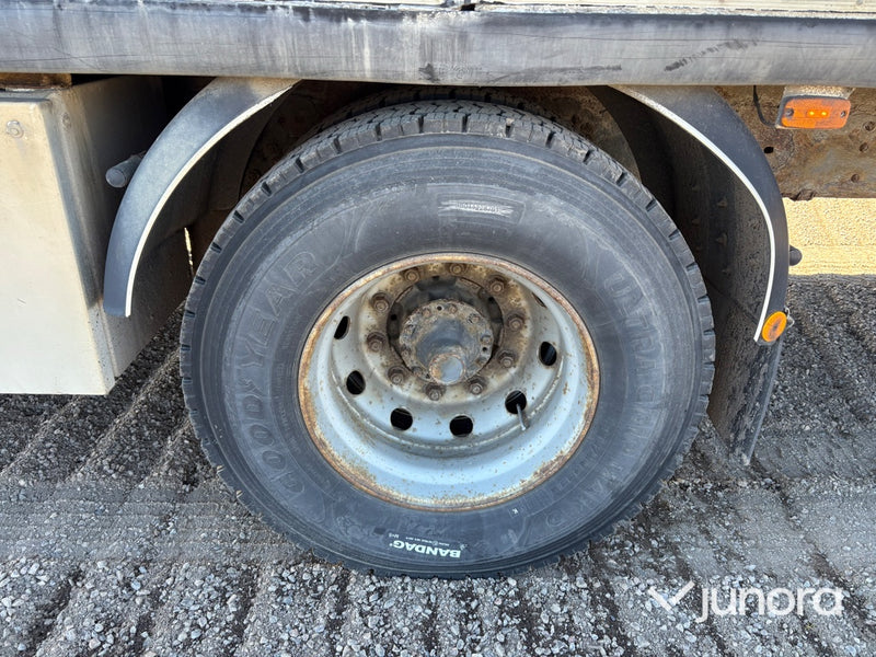 Lastbil - Scania, P94DB4X2LB230