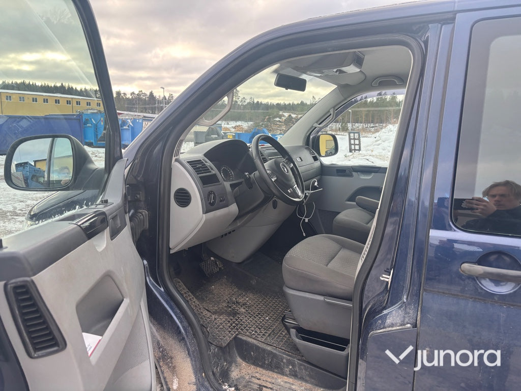Lätt lastbil - Volkswagen, Transporter T5 Bus