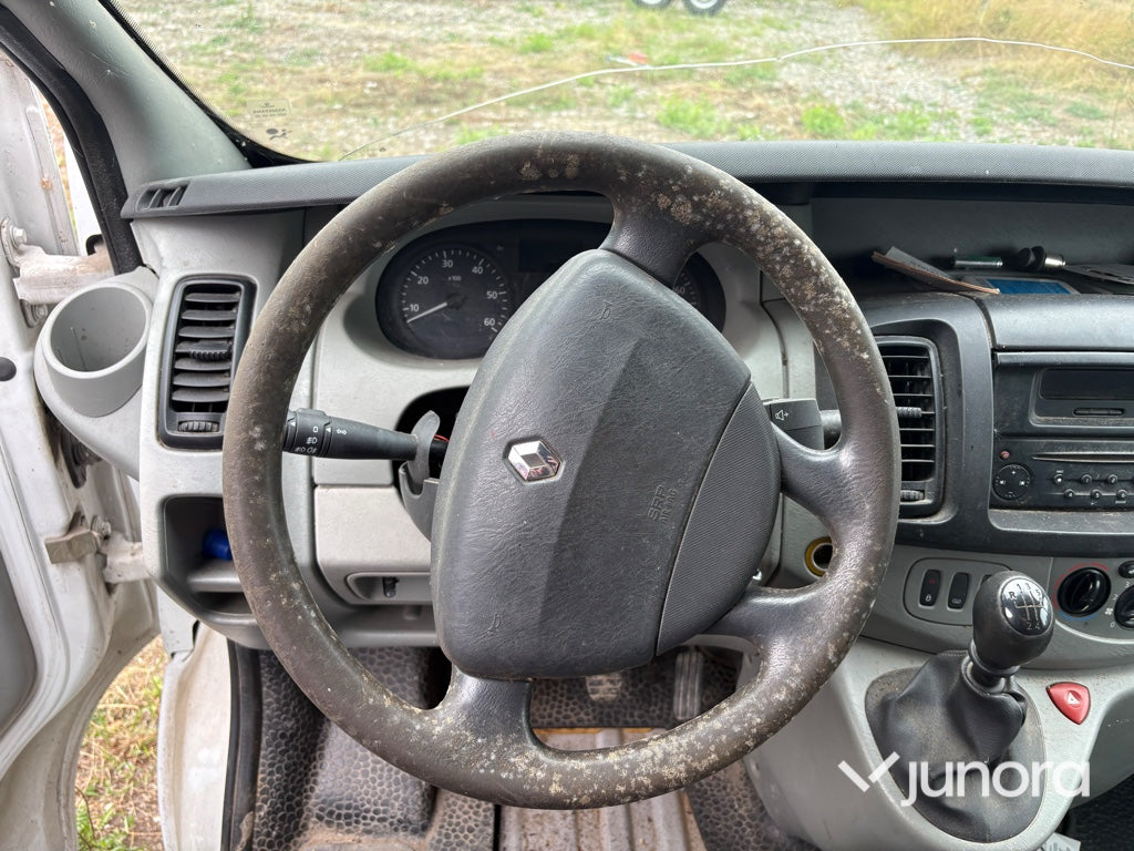 Skåpbil Renault Trafic FLABA5