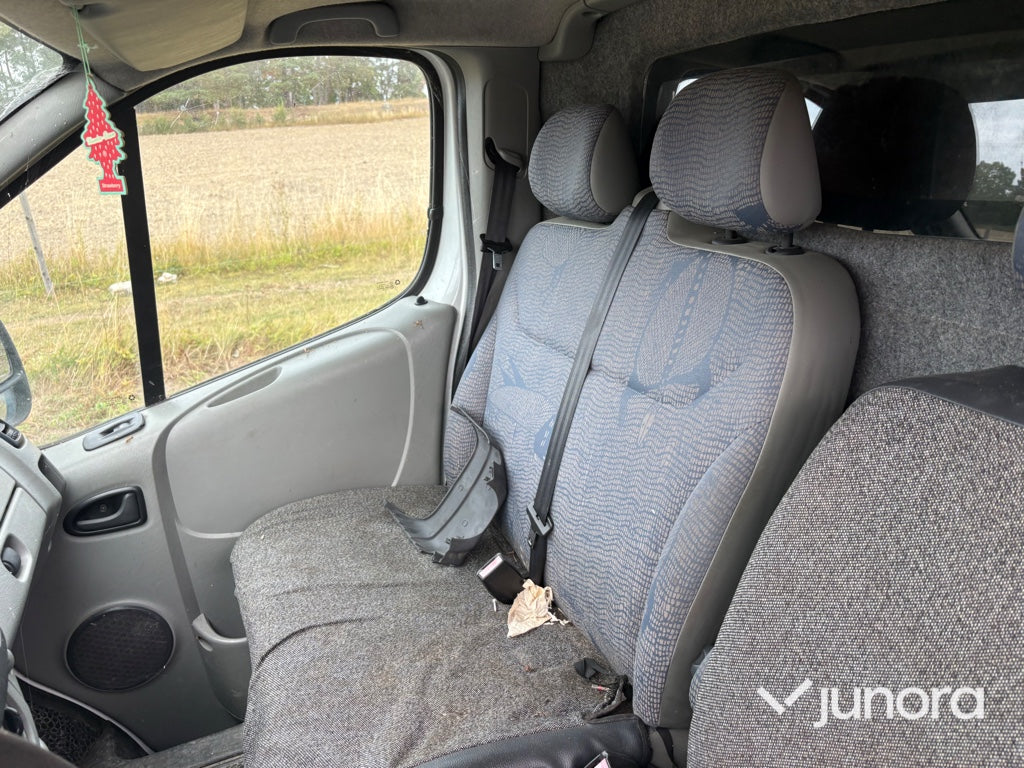 Skåpbil Renault Trafic FLABA5