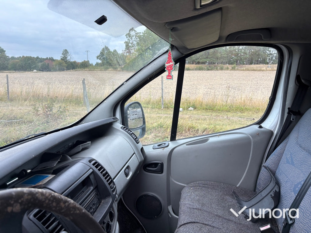 Skåpbil Renault Trafic FLABA5