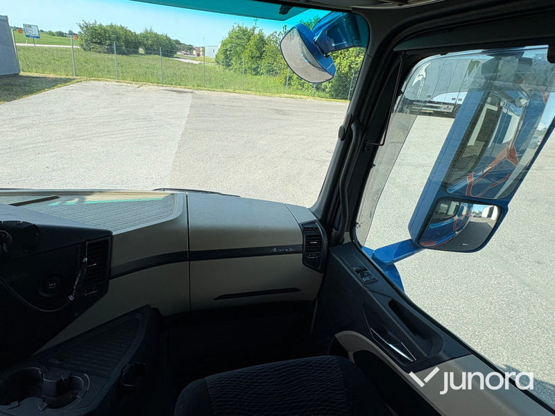 Lastbil Mercedes benz