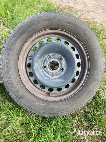 4 st kompletta sommar hjul 195/65r15
