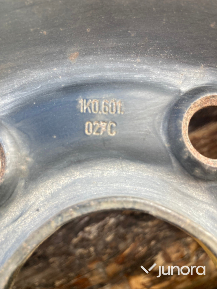 4 st kompletta sommar hjul 195/65r15