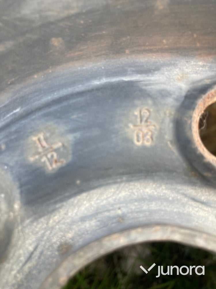 4 st kompletta sommar hjul 195/65r15