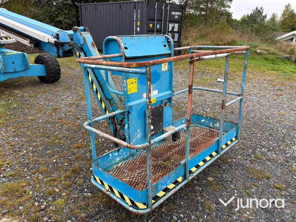 Bomlift Genie S-45