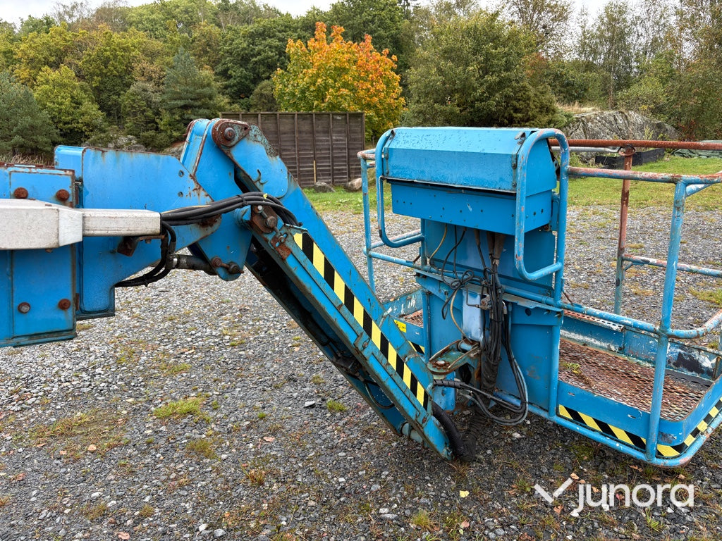 Bomlift Genie S-45