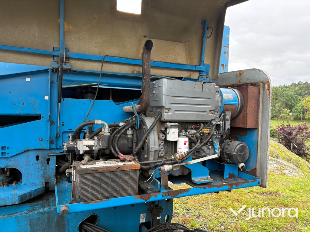 Bomlift Genie S-45