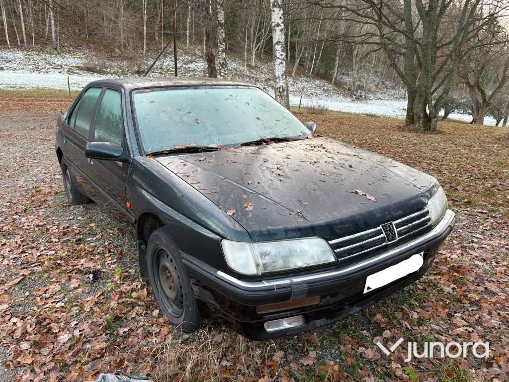 Veteranbil - Peugeot 605 Sedan SLI