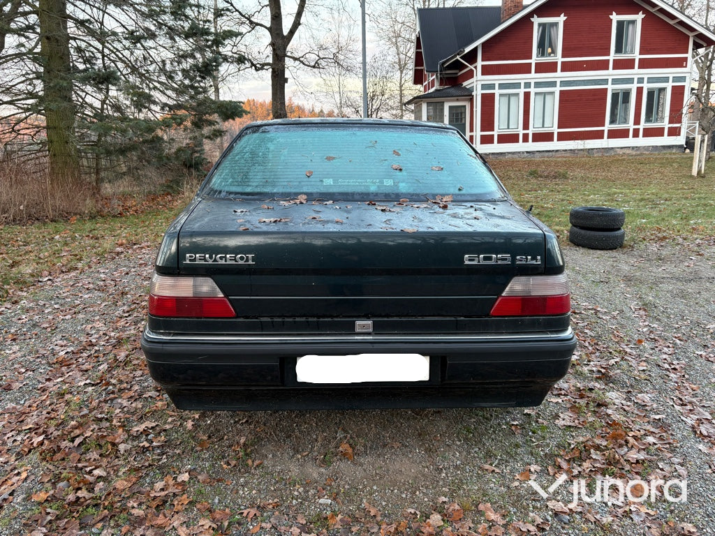 Veteranbil - Peugeot 605 Sedan SLI
