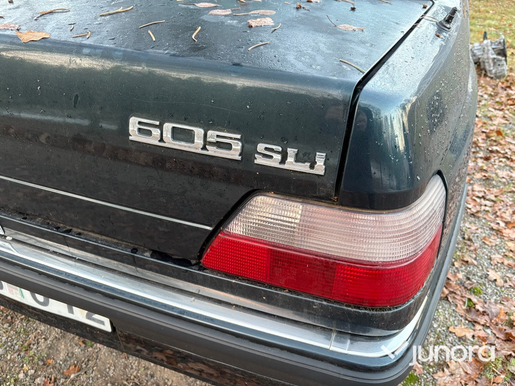 Veteranbil - Peugeot 605 Sedan SLI
