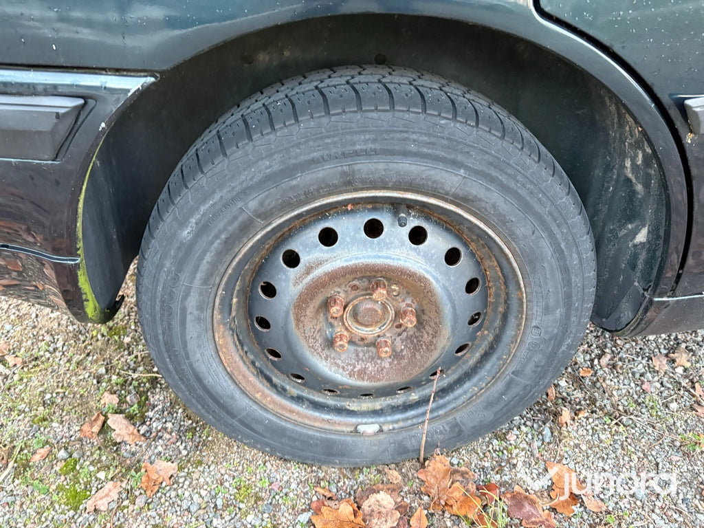 Veteranbil - Peugeot 605 Sedan SLI