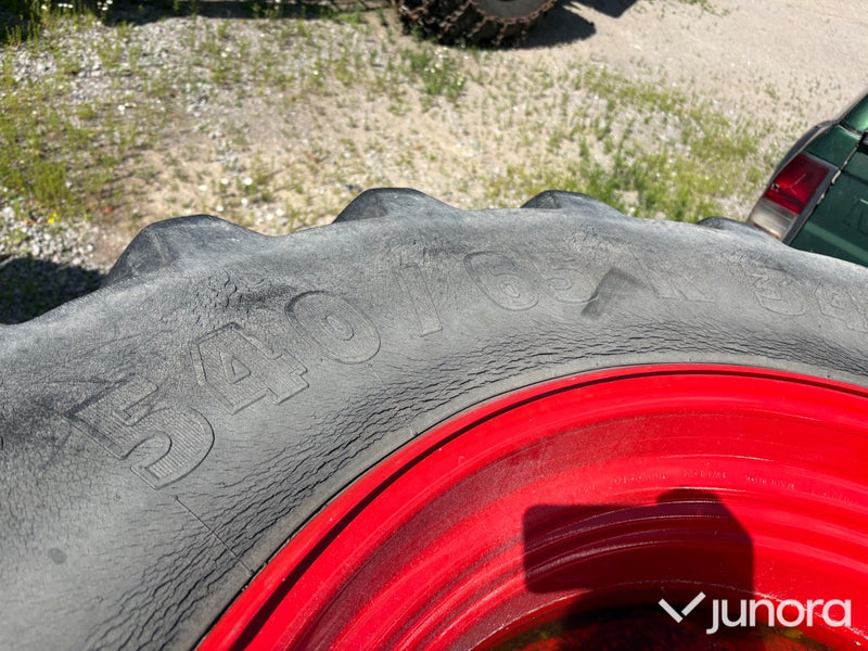 Michelin 540/65 R34 med Fendt-fälgar