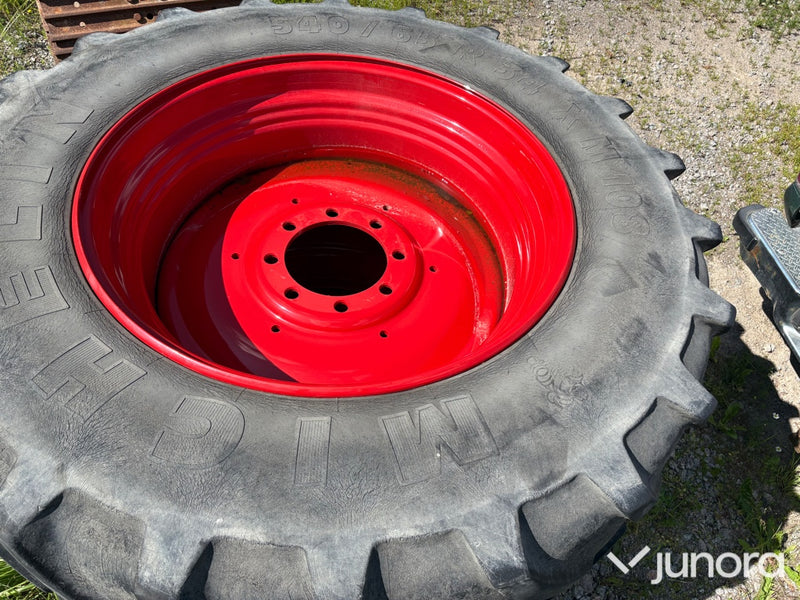 Michelin 540/65 R34 med Fendt-fälgar