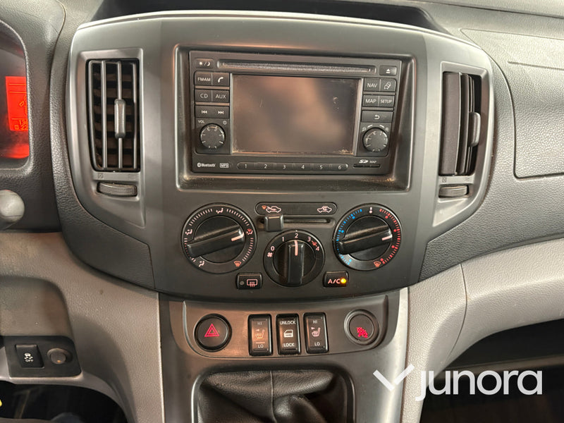 Nissan NV200