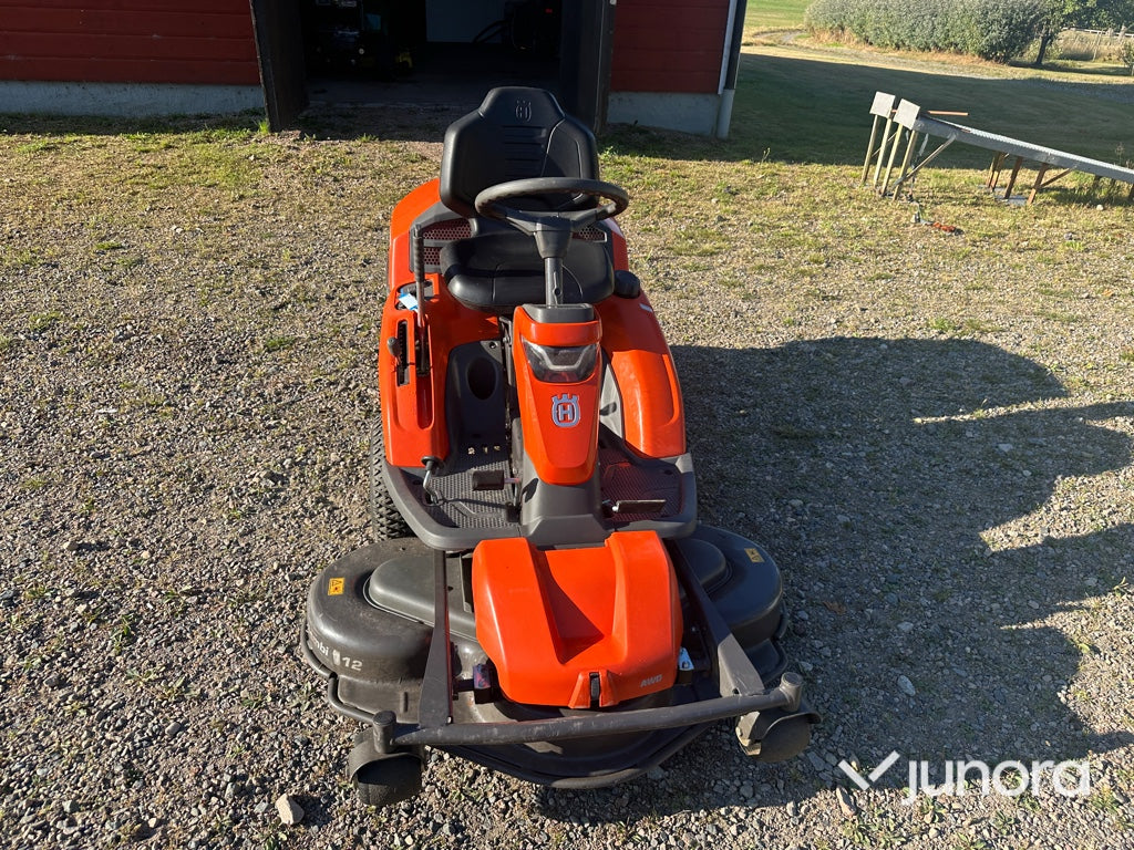 Åkgräsklippare Husqvarna R 320X AWD