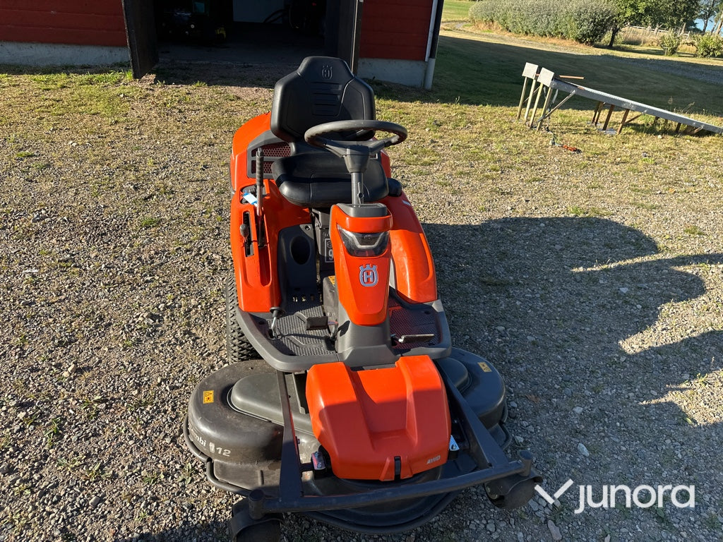Åkgräsklippare Husqvarna R 320X AWD