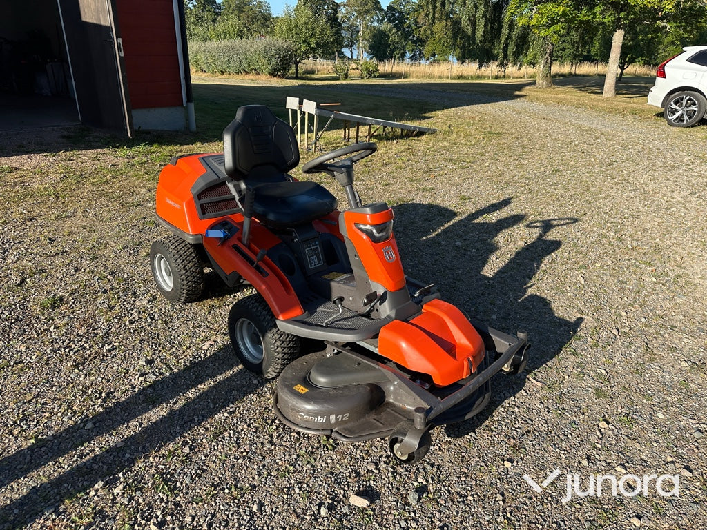 Åkgräsklippare Husqvarna R 320X AWD