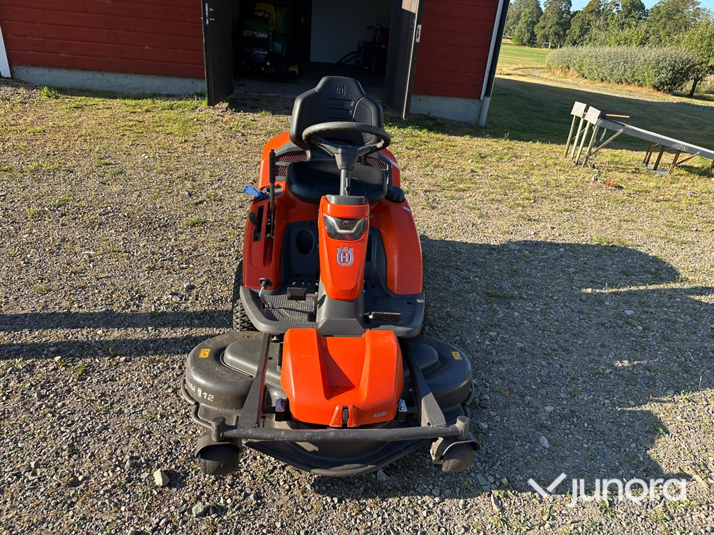 Åkgräsklippare Husqvarna R 320X AWD