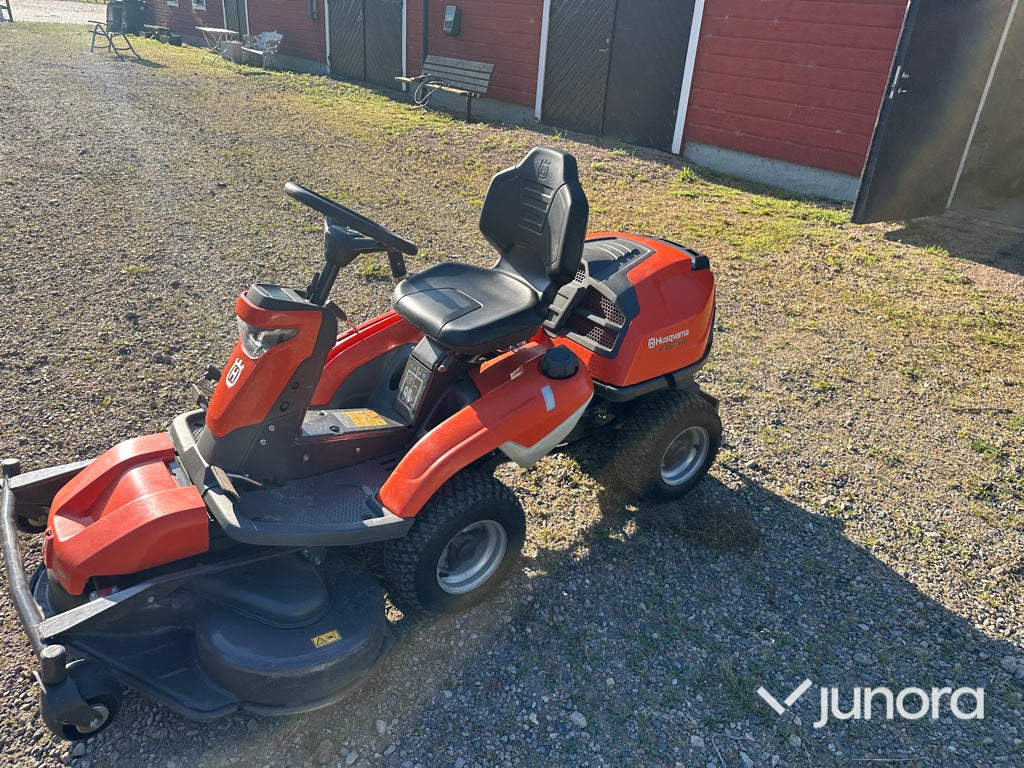 Åkgräsklippare Husqvarna R 320X AWD